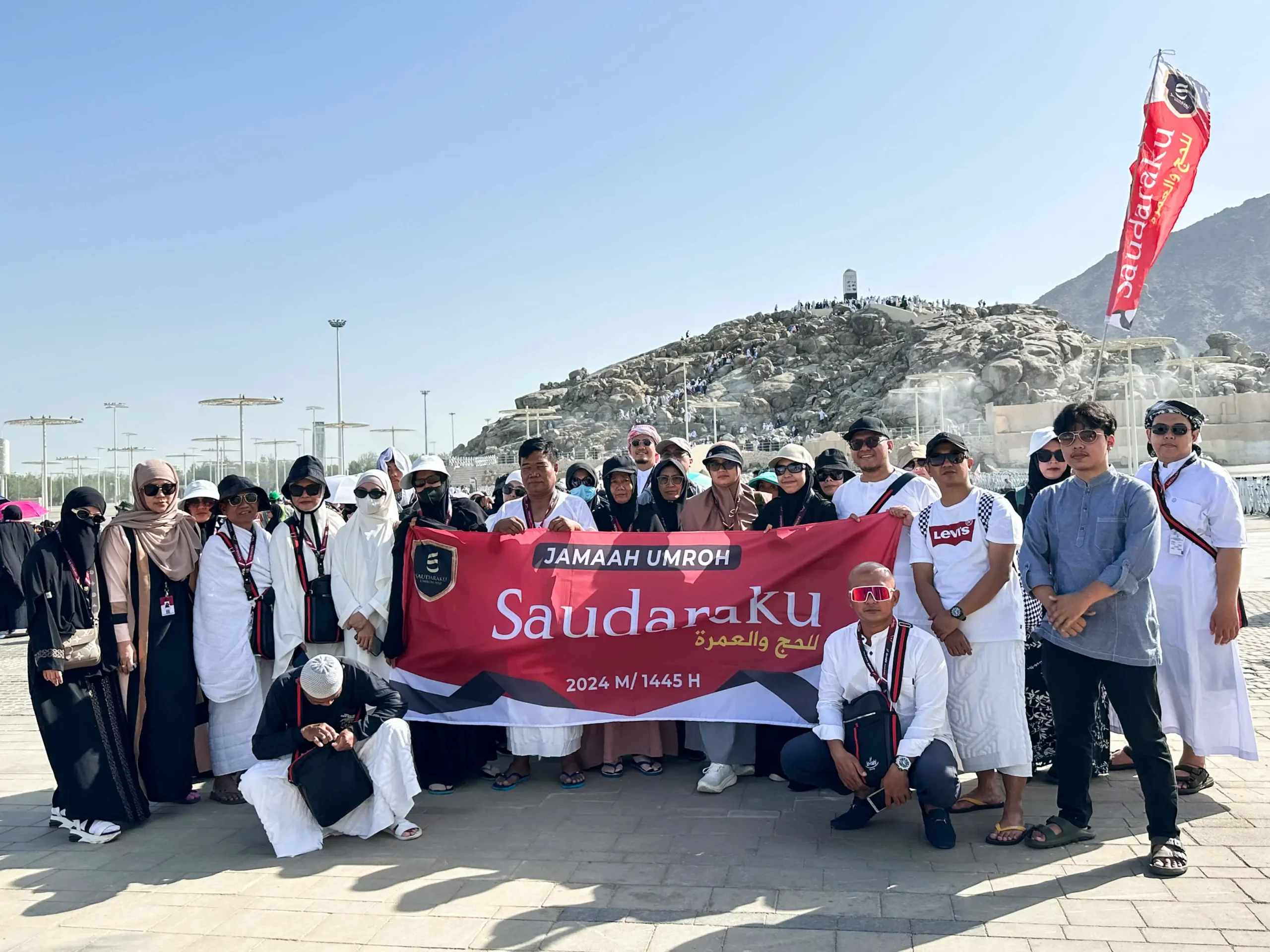 Foto Bersama Jamaah Umroh Haji Saudaraku (7)