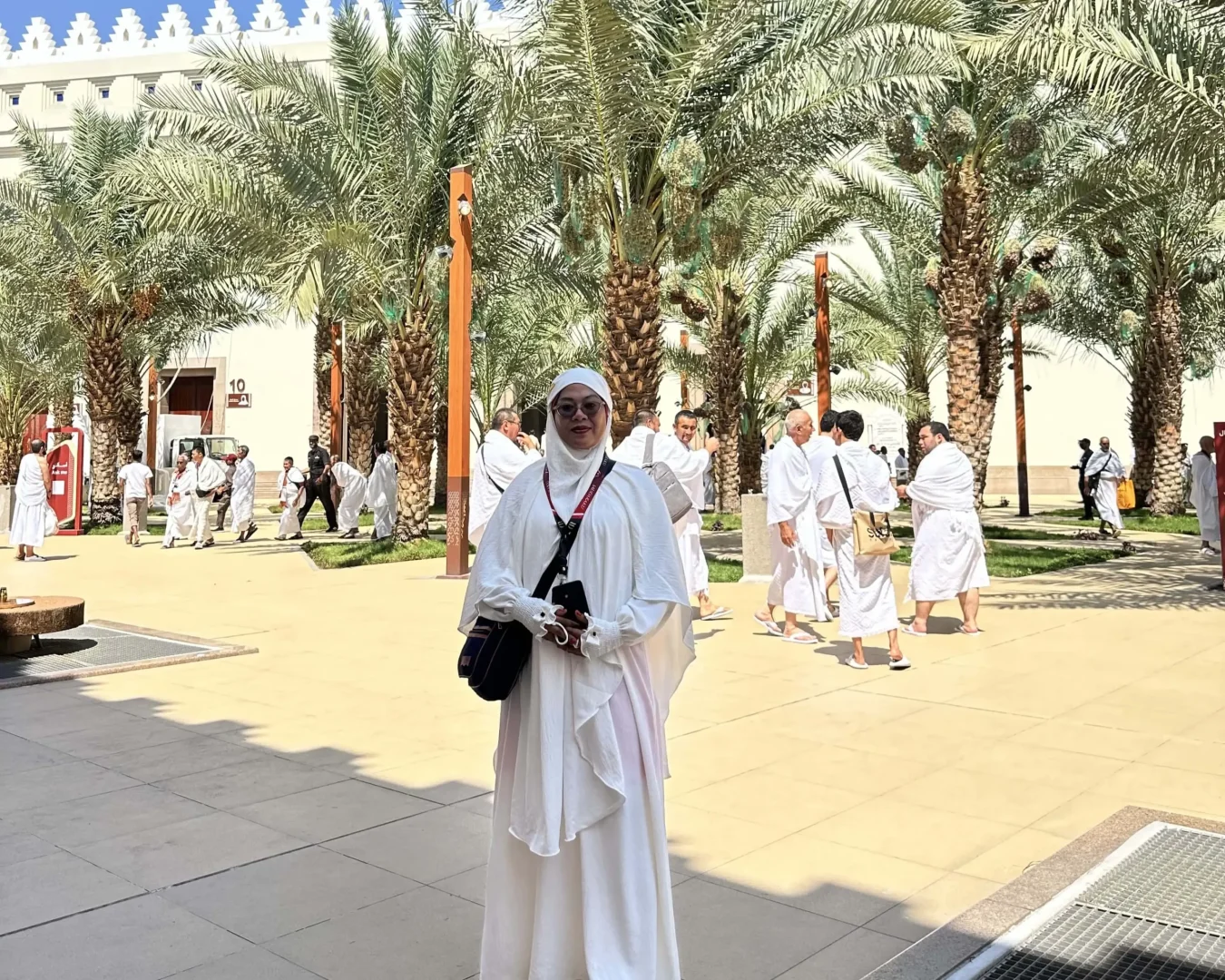 Apa itu Miqat - Jamaah saudaraku Travel sedang ambil miqat di Bir Ali