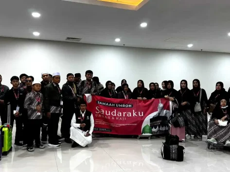 Foro bersama Jamaah Umroh 16 Hari Bulan Juli Saudaraku Travel