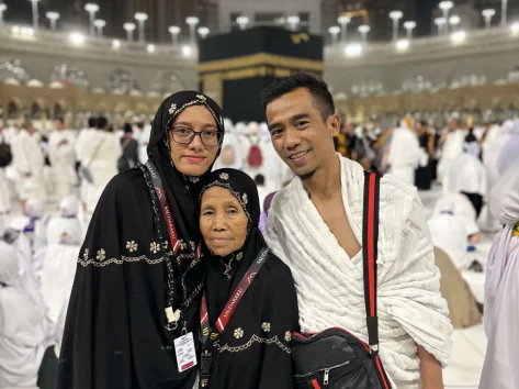 Foto Bersama Jamaah Umroh Haji Saudaraku (1)