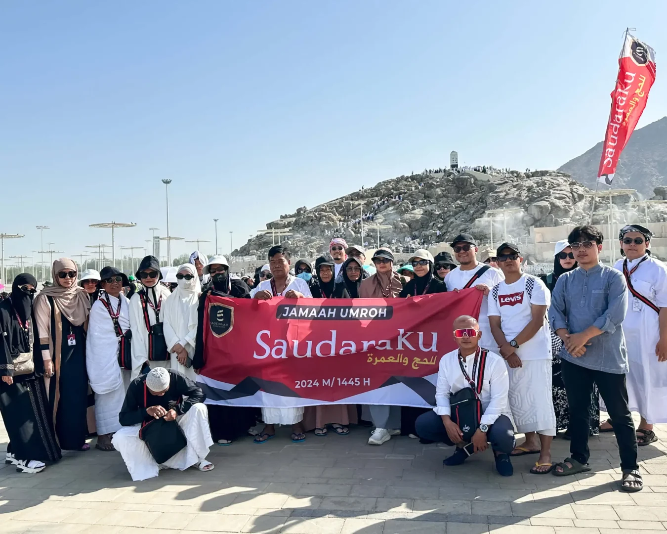 Foto Bersama Jamaah Umroh Haji Saudaraku (7)